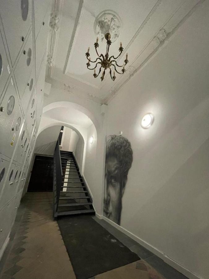 Kamienica Centrum Nr 4 *